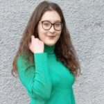 Fotografia de profil a Cătălina Apostol